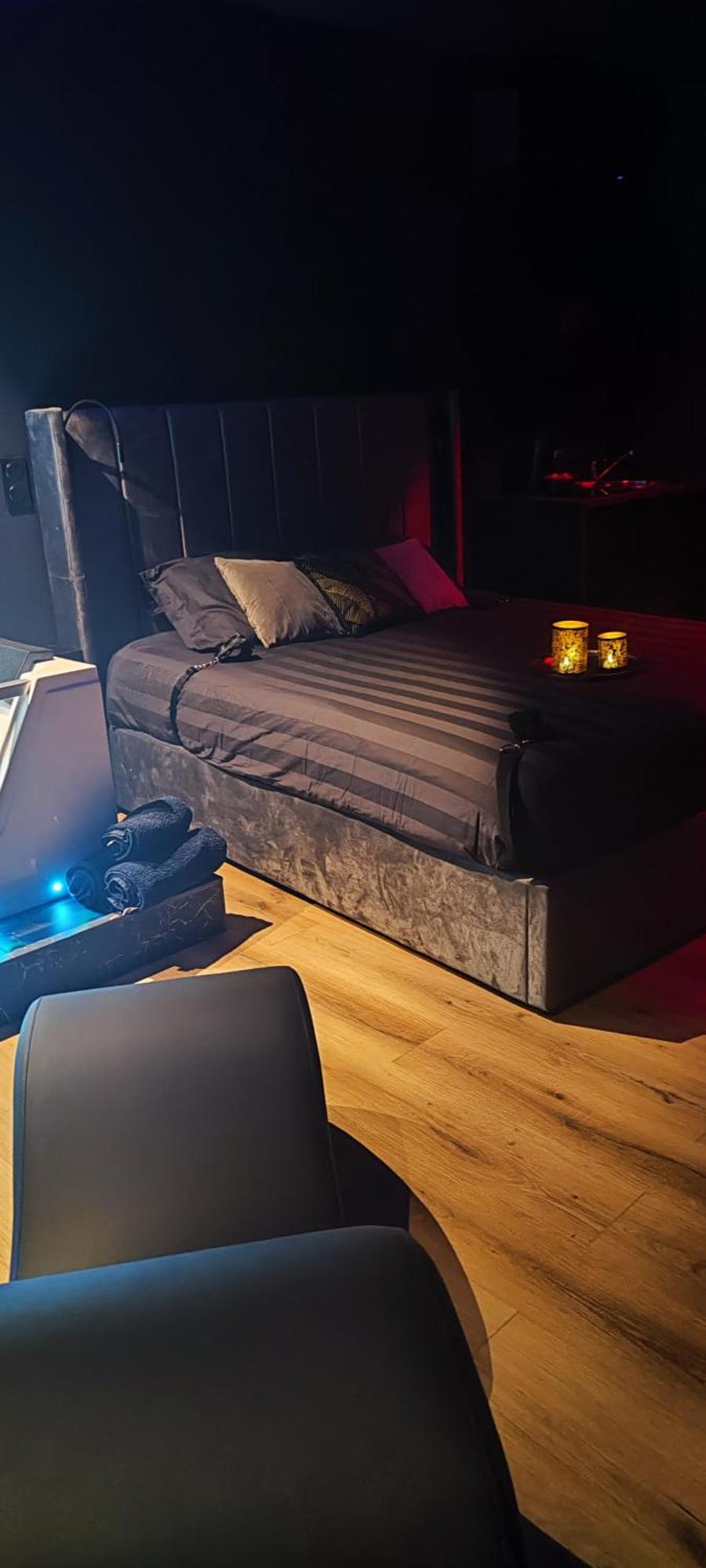 Loveroomxspa Bourg-Saint-Christophe Room photo