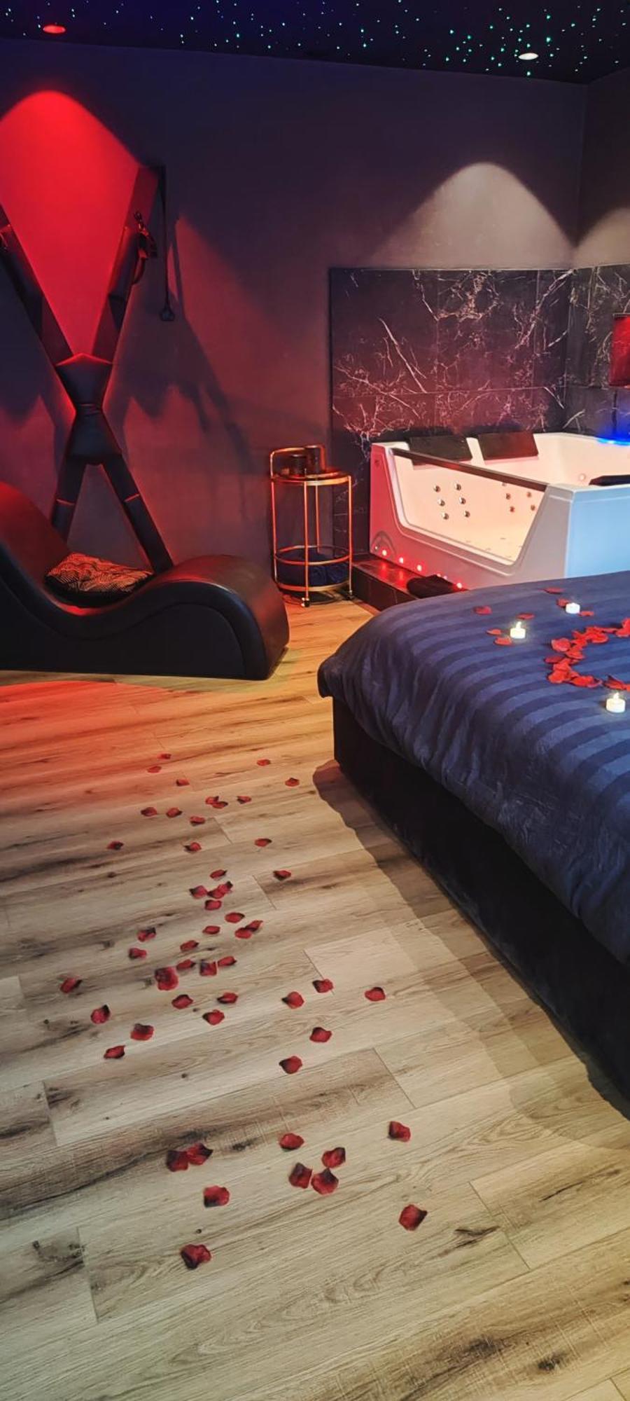 Loveroomxspa Bourg-Saint-Christophe Room photo